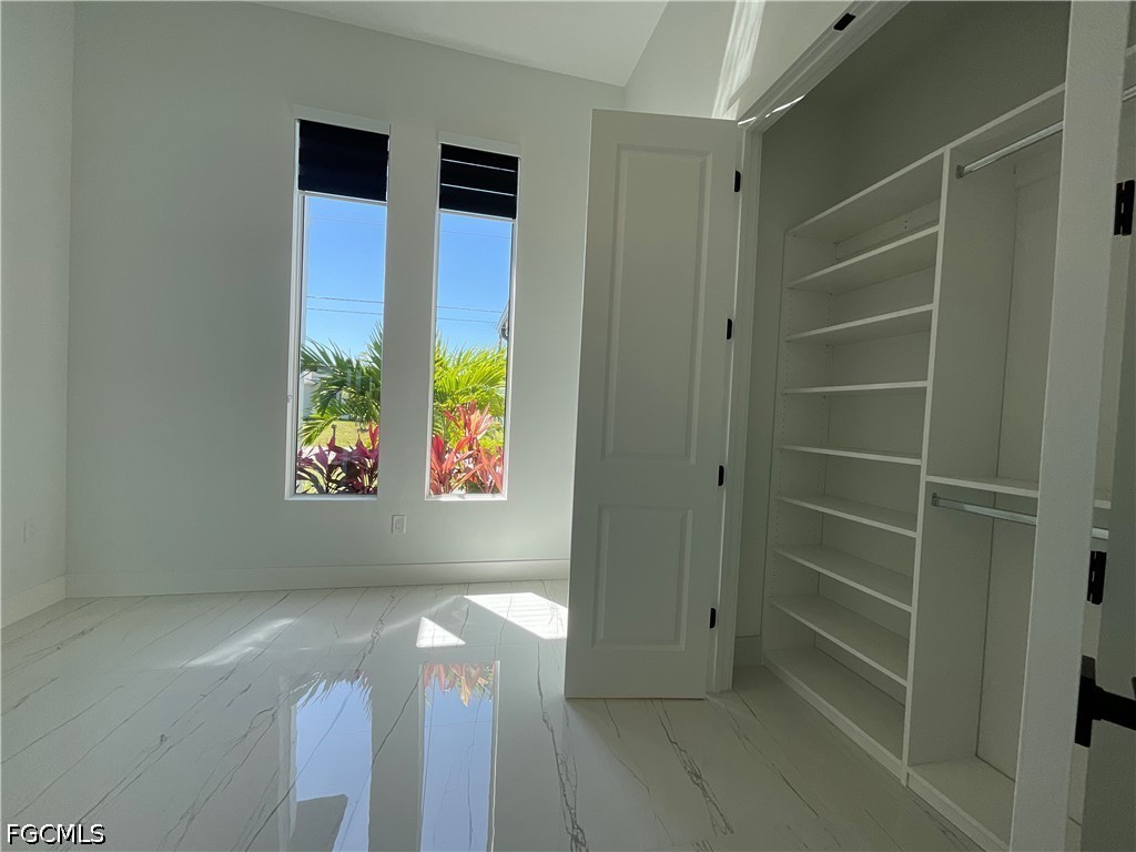 335 SW 31st Place Cape Coral FL 33991 2026009247 image7