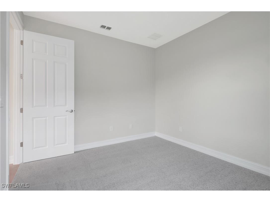 335 Tamarindo Lane Naples FL 34114 225077617 image18