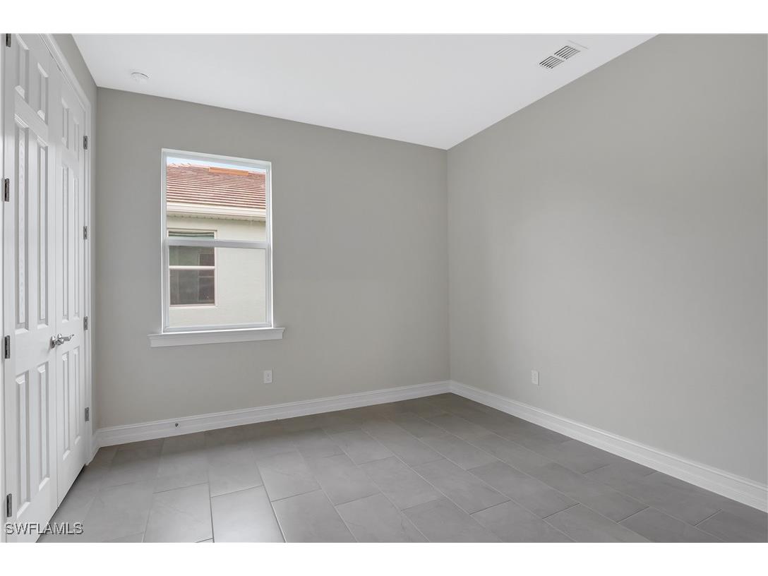 335 Tamarindo Lane Naples FL 34114 225077617 image24