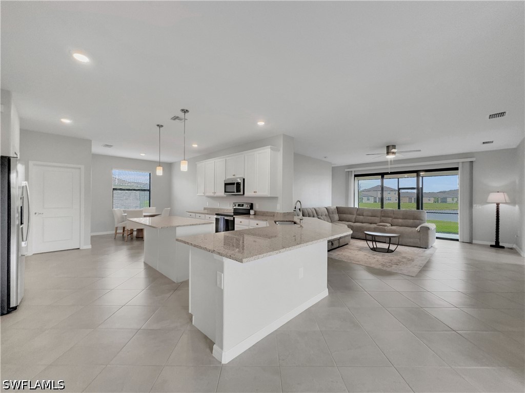 3350 Antilla Court Fort Myers FL 33905 226013386 image3