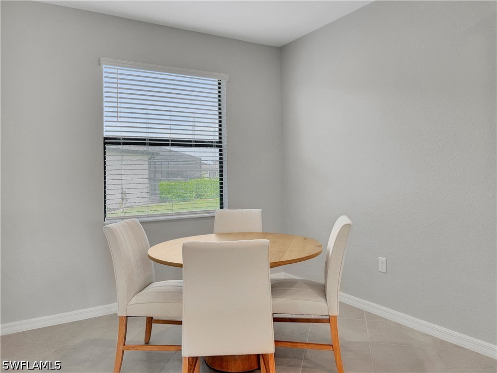 3350 Antilla Court Fort Myers FL 33905 226013386 image5