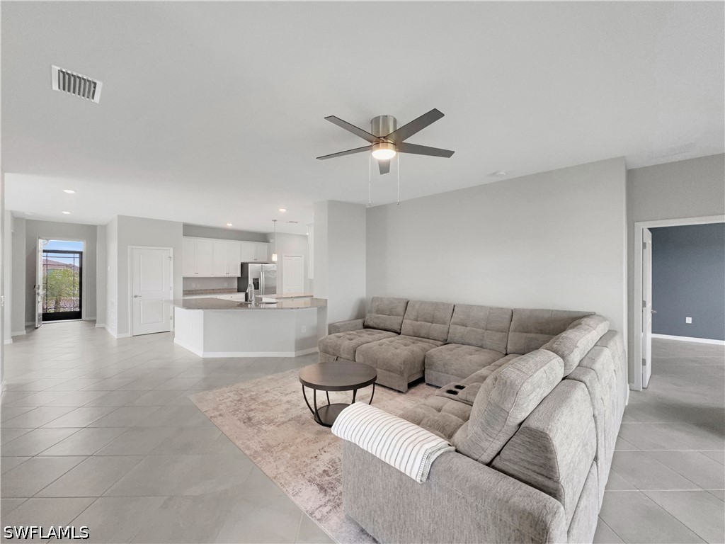 3350 Antilla Court Fort Myers FL 33905 226013386 image9