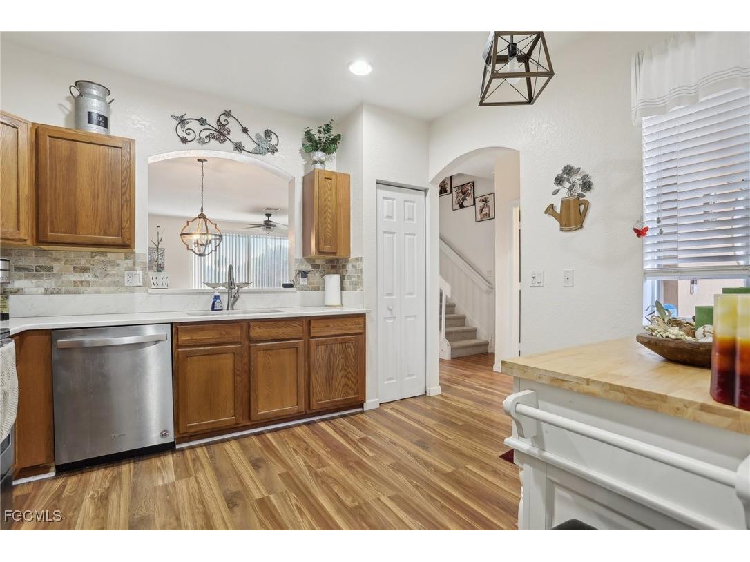 3350 Dandolo Circle Cape Coral FL 33909 2026005305 image11