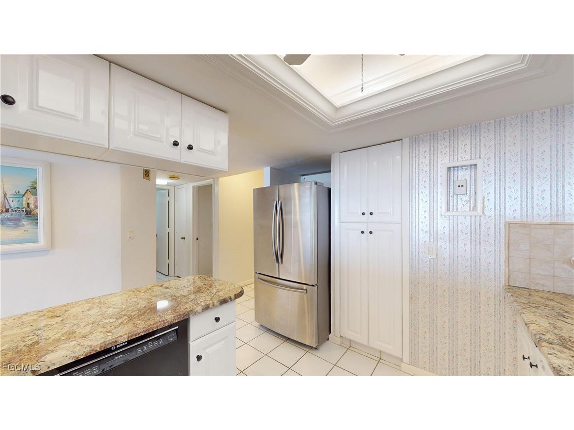 3350 N Key Drive #302 North Fort Myers FL 33903 2025020119 image13
