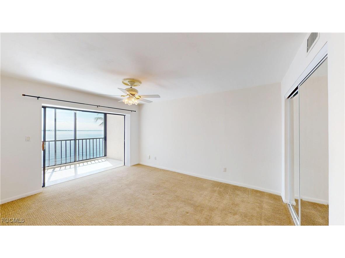 3350 N Key Drive #302 North Fort Myers FL 33903 2025020119 image25