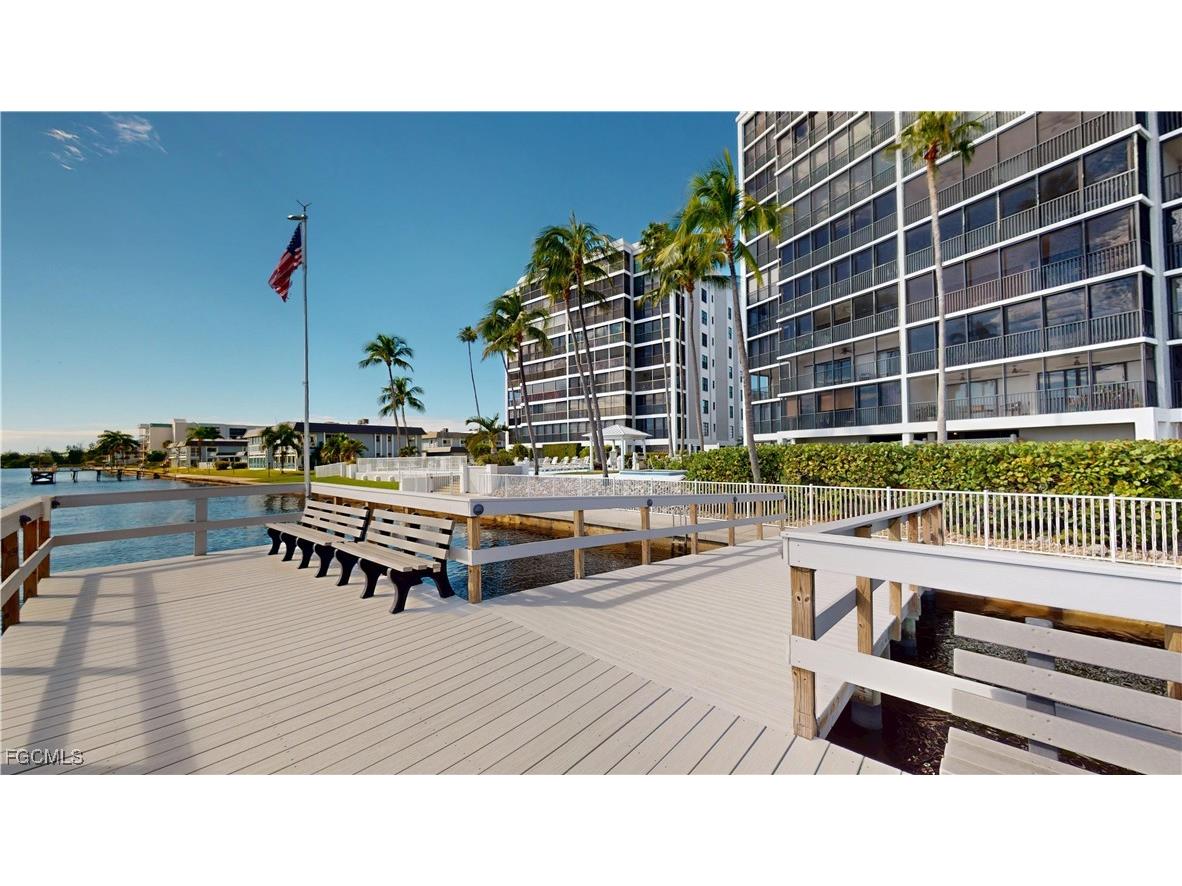 3350 N Key Drive #302 North Fort Myers FL 33903 2025020119 image34