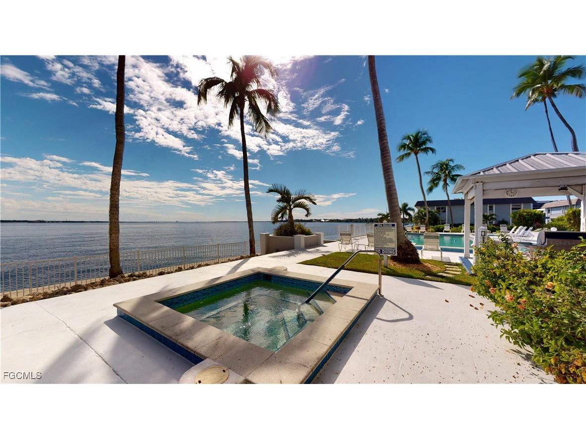 3350 N Key Drive #302 North Fort Myers FL 33903 2025020119 image37