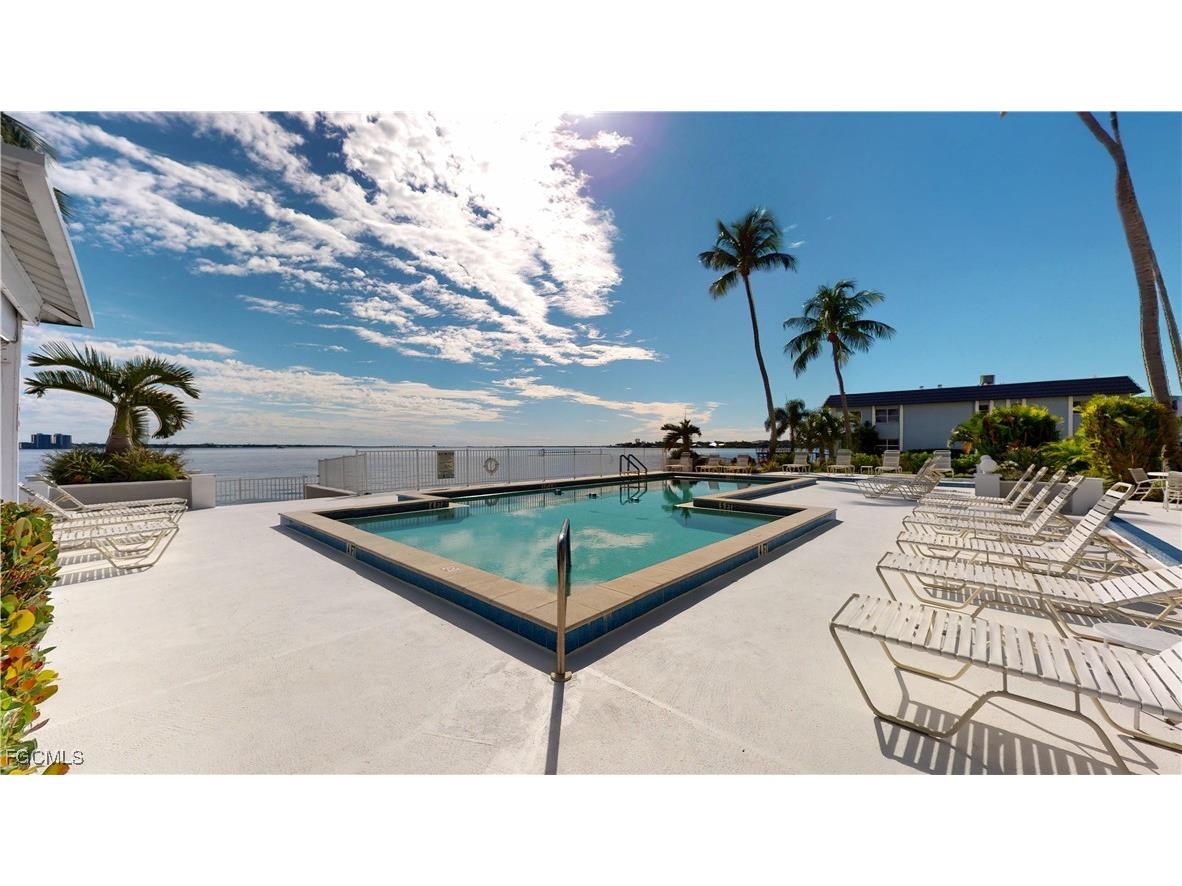 3350 N Key Drive #302 North Fort Myers FL 33903 2025020119 image43