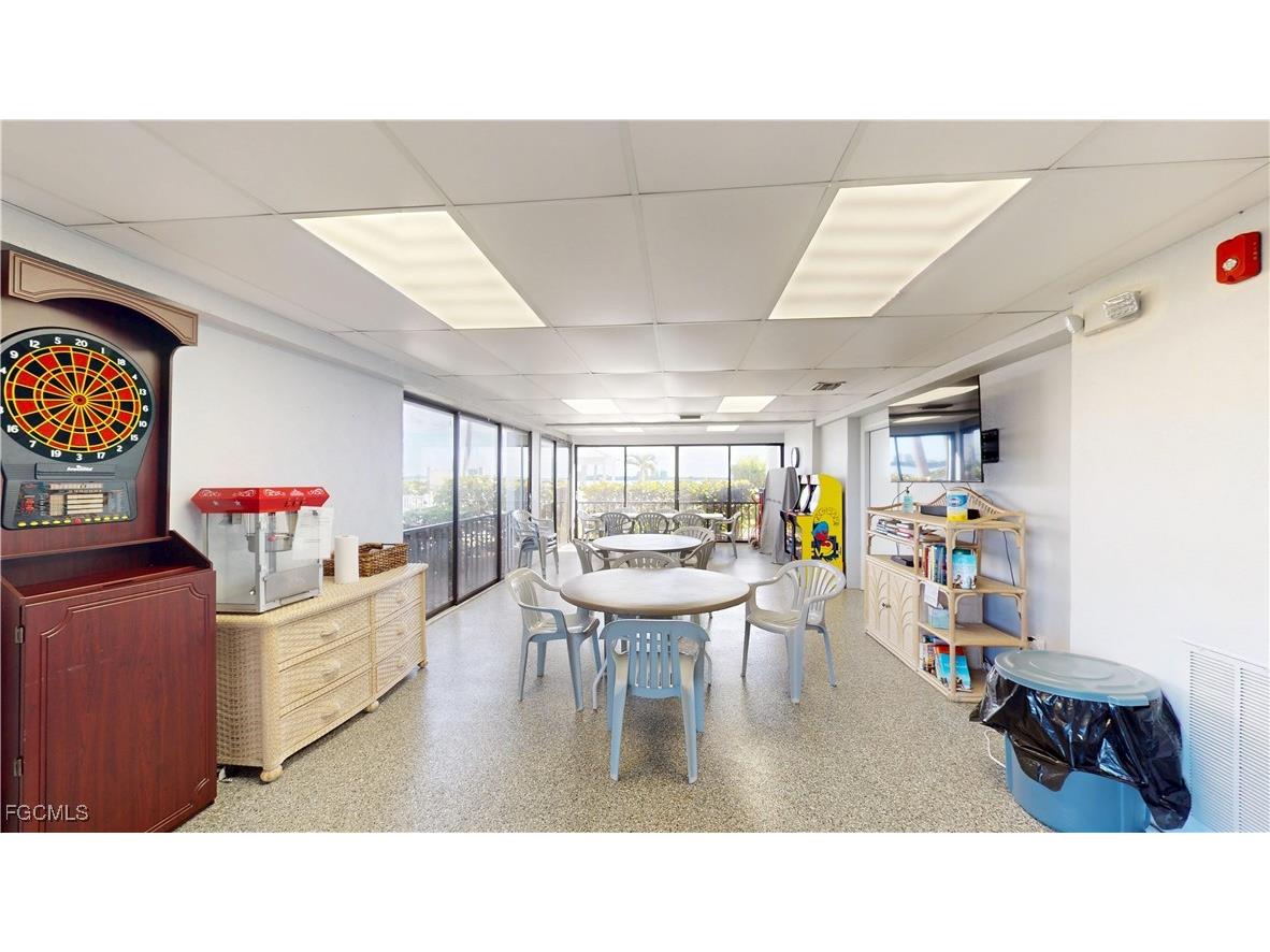 3350 N Key Drive #302 North Fort Myers FL 33903 2025020119 image46