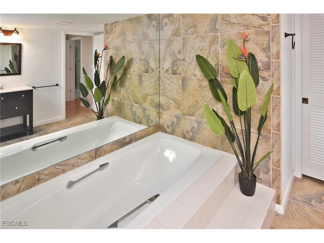 3350 N Key Drive #504 North Fort Myers FL 33903 2026004394 image16