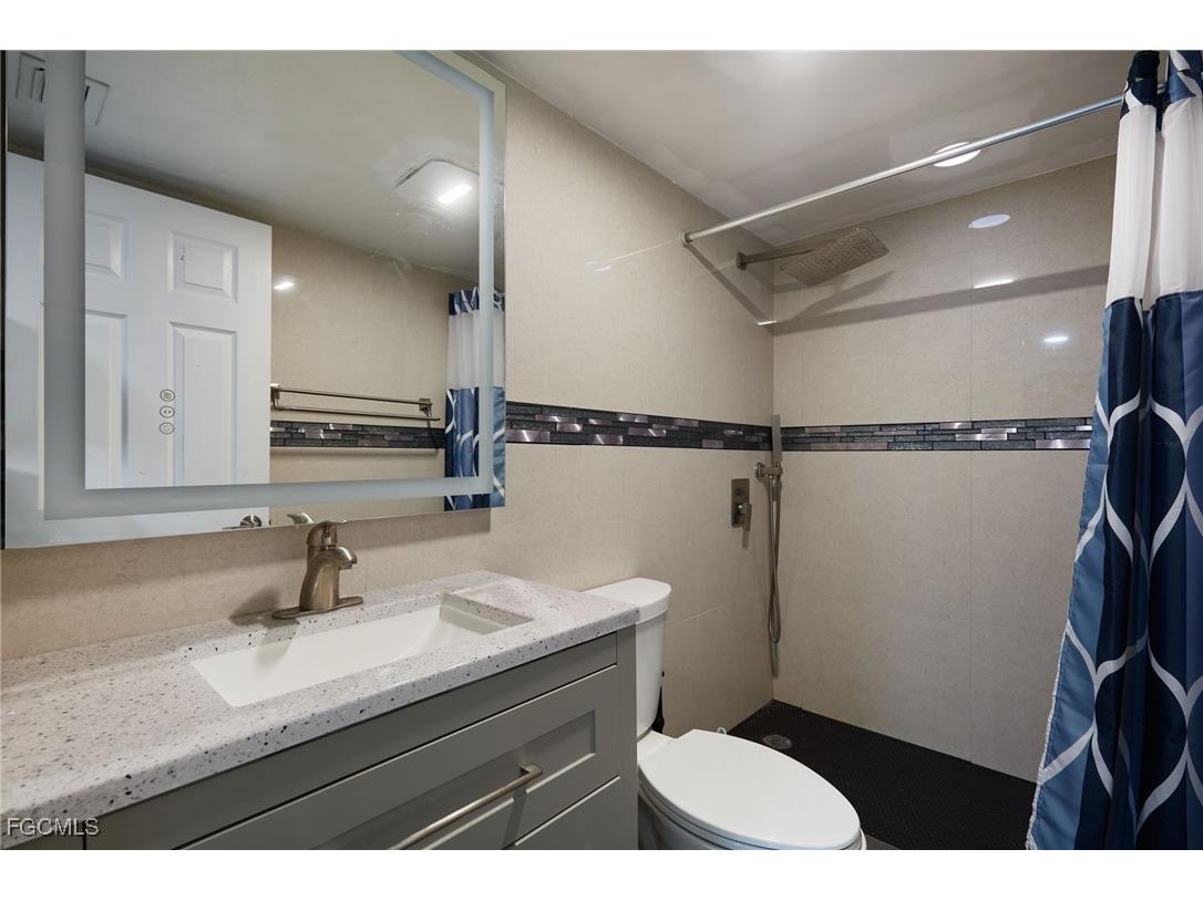 3350 N Key Drive #511 North Fort Myers FL 33903 2025001027 image14