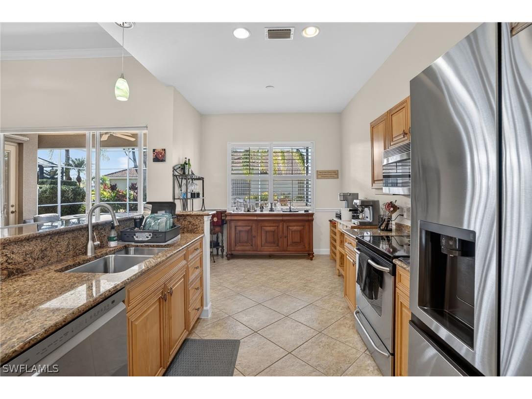 3350 Sandpiper Way Naples FL 34109 226007305 image11