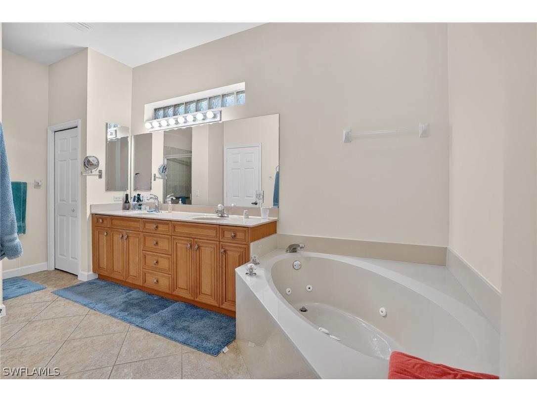 3350 Sandpiper Way Naples FL 34109 226007305 image16