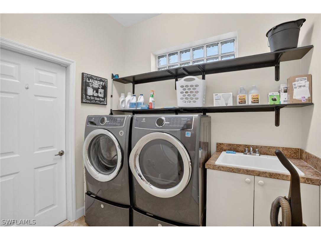 3350 Sandpiper Way Naples FL 34109 226007305 image23