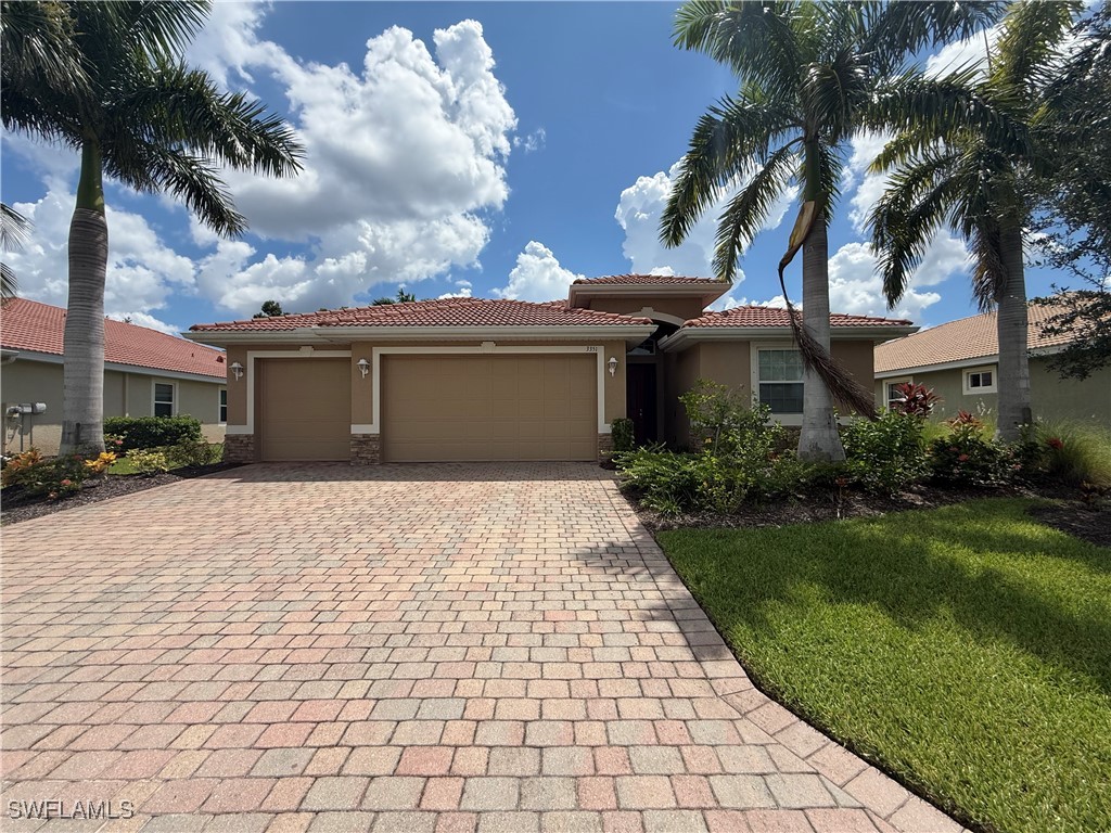 3351 Banyon Hollow Loop North Fort Myers FL 33903 225068076 image1