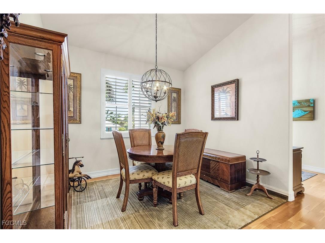 3351 Barra Circle Sanibel FL 33957 2025019988 image10