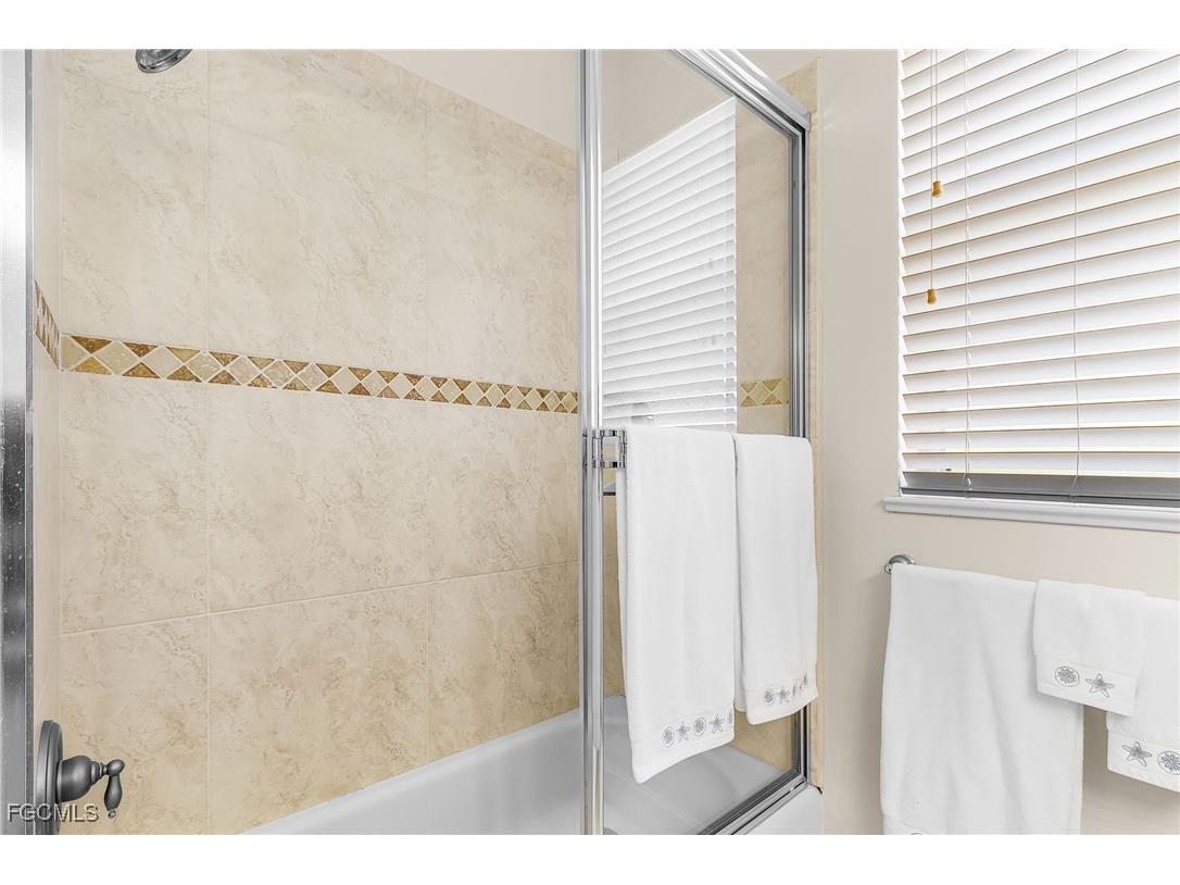 3351 Barra Circle Sanibel FL 33957 2025019988 image22