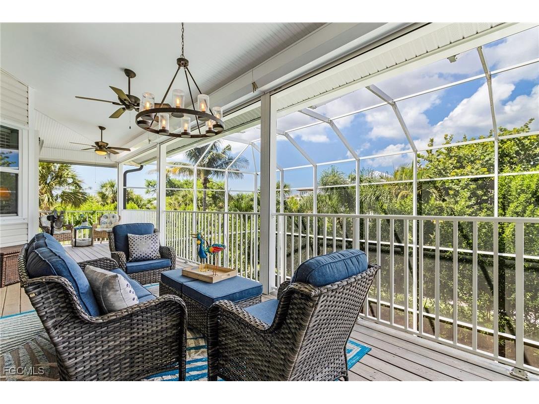 3351 Barra Circle Sanibel FL 33957 2025019988 image33