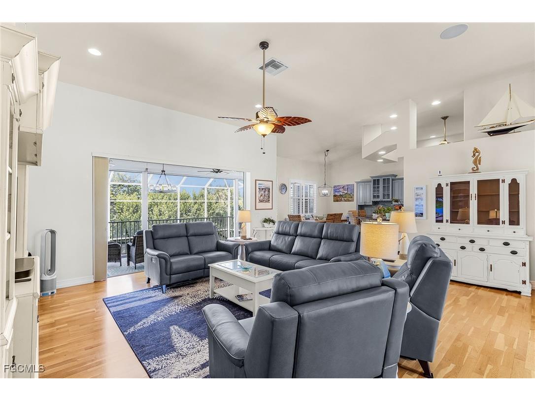 3351 Barra Circle Sanibel FL 33957 2025019988 image8