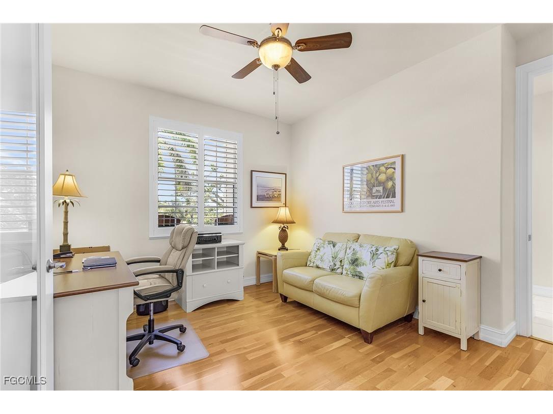 3351 Barra Circle Sanibel FL 33957 2025019988 image9