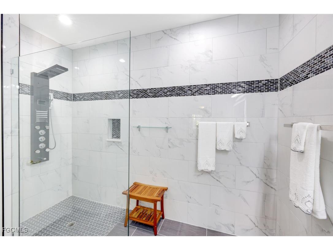 3351 Midship Drive North Fort Myers FL 33903 2025014662 image18