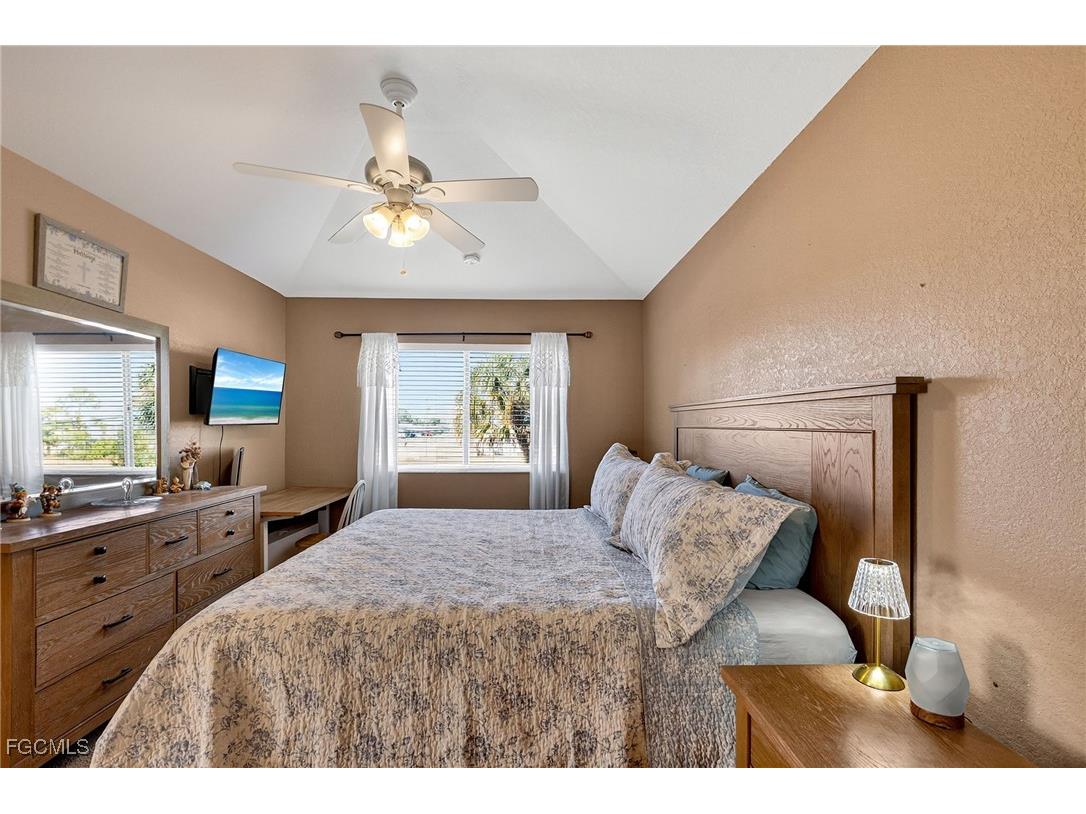 3355 Dandolo Circle Cape Coral FL 33909 2025020645 image14