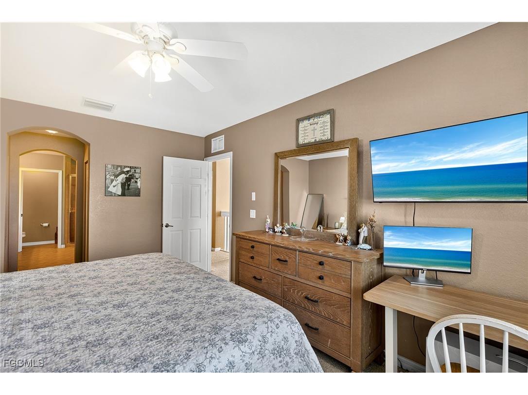 3355 Dandolo Circle Cape Coral FL 33909 2025020645 image15