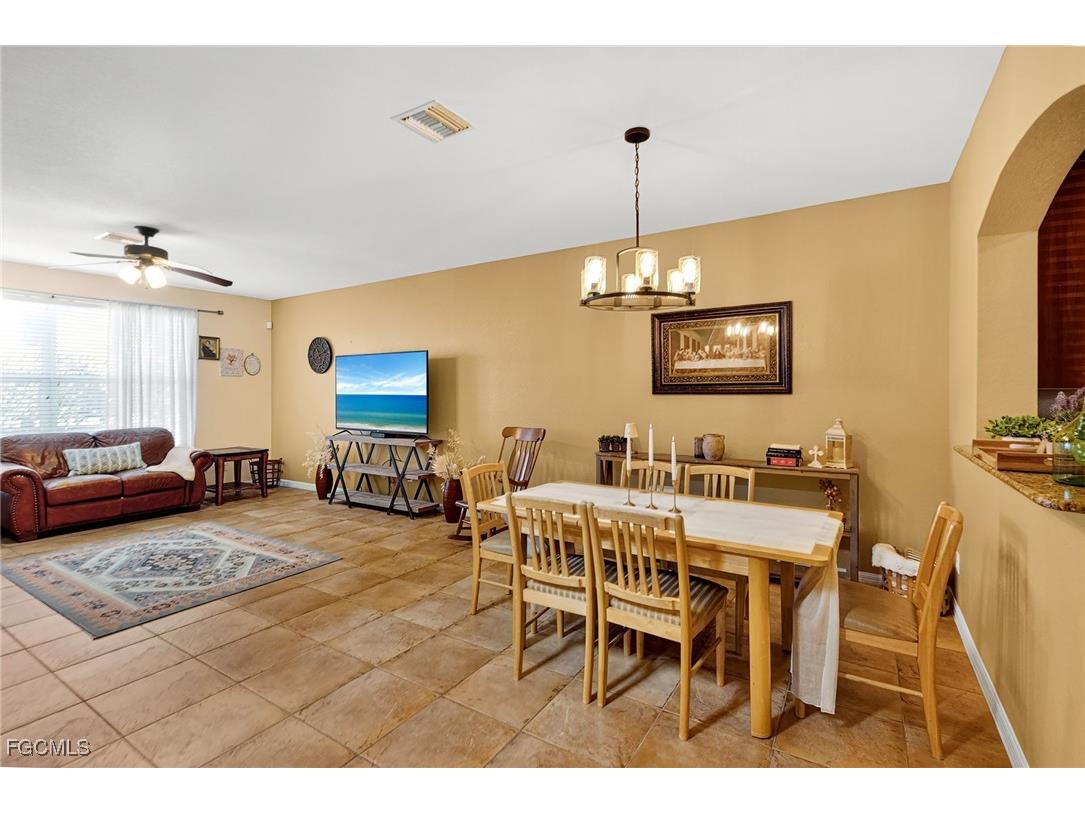 3355 Dandolo Circle Cape Coral FL 33909 2025020645 image6