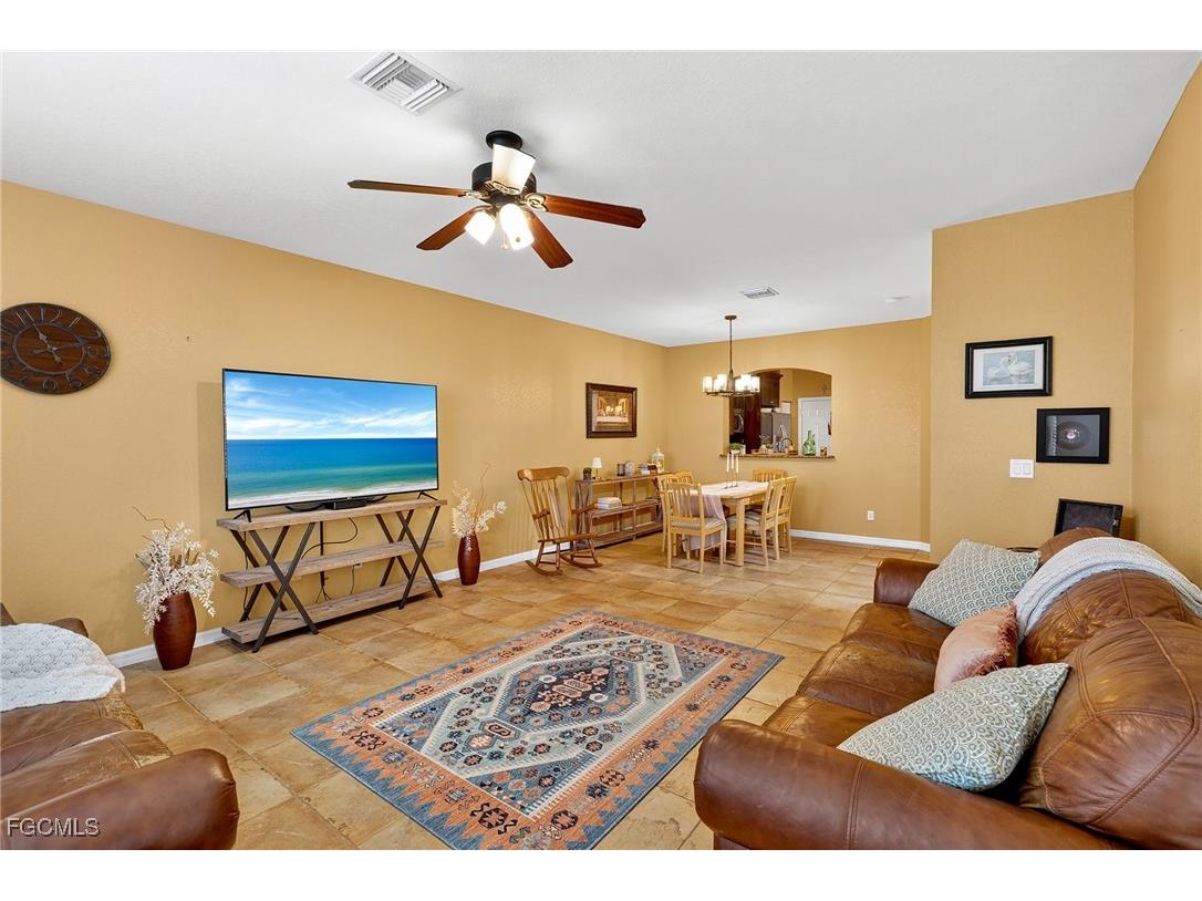 3355 Dandolo Circle Cape Coral FL 33909 2025020645 image8