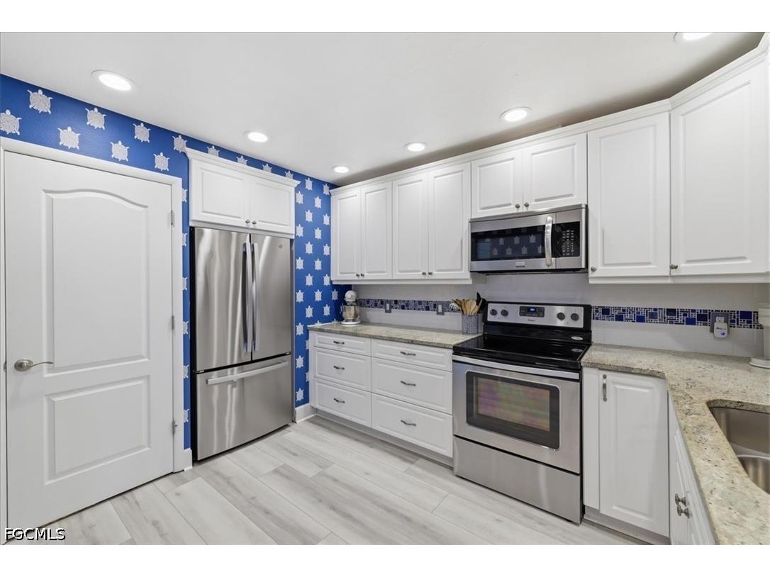 3356 N Key Drive #7 North Fort Myers FL 33903 2026021722 image10