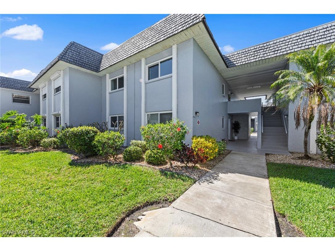 3356 N Key Drive #7 North Fort Myers FL 33903 223066320 image1