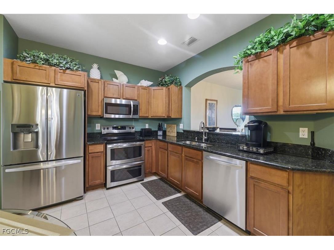 3357 Dandolo Circle Cape Coral FL 33909 2026006052 image3