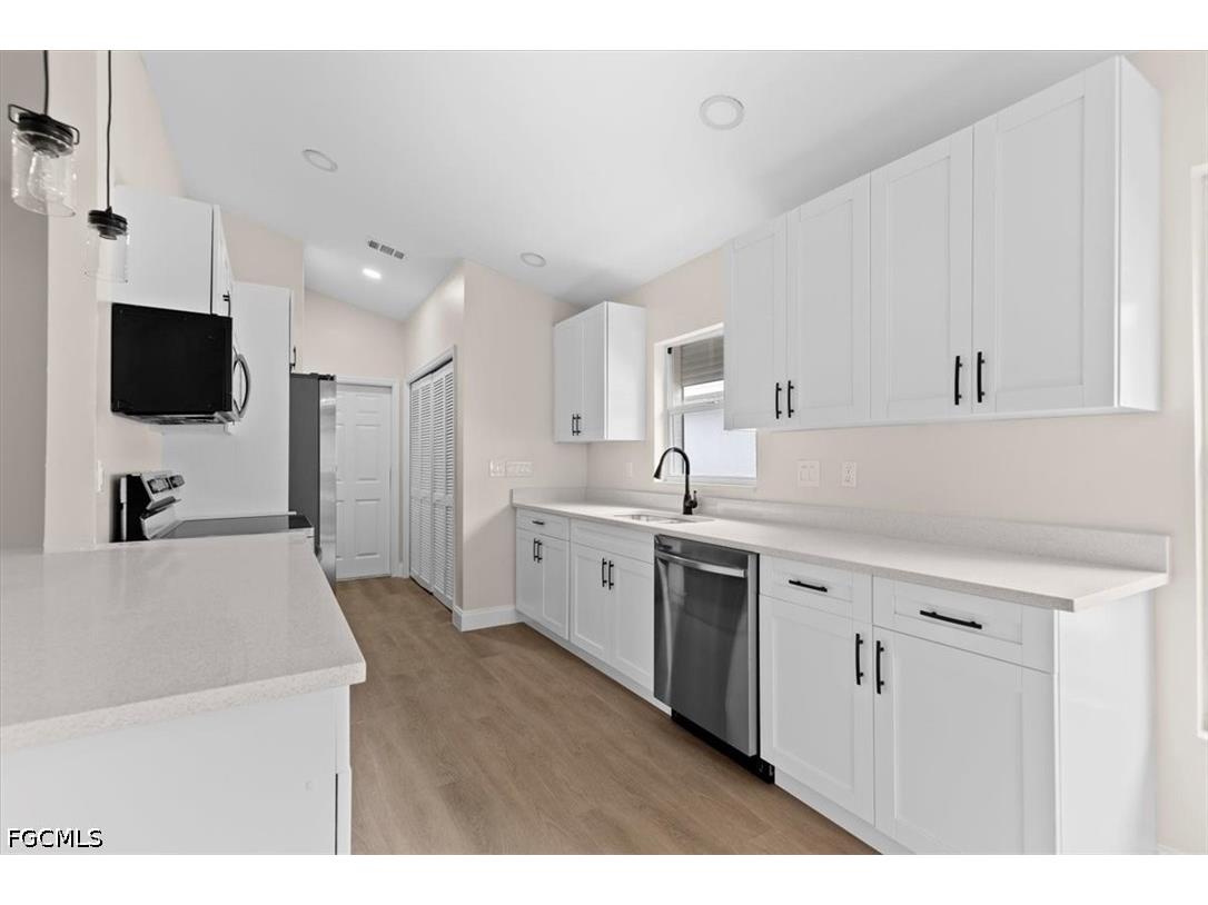 3358 Sabal Springs Boulevard North Fort Myers FL 33917 2026019624 image9