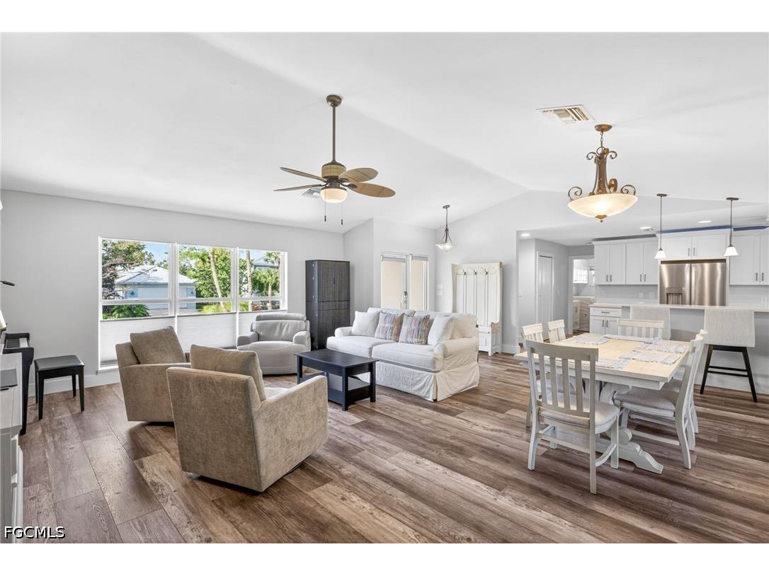 3359 Barra Circle Sanibel FL 33957 2026022809 image6