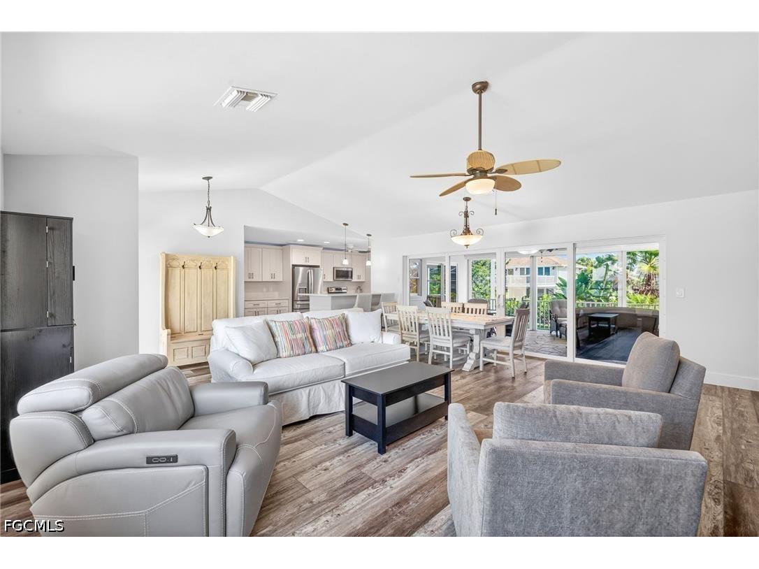 3359 Barra Circle Sanibel FL 33957 2026022809 image7