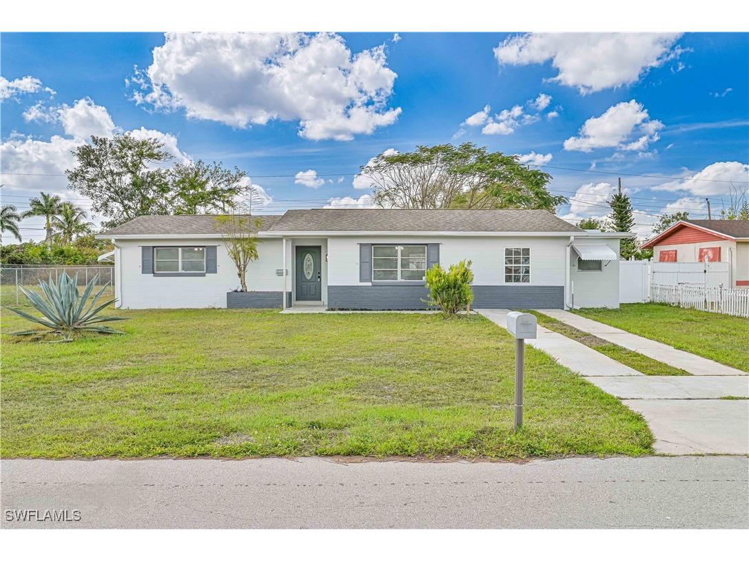 336 Dellwood Avenue Lehigh Acres FL 33936 225019027 image1