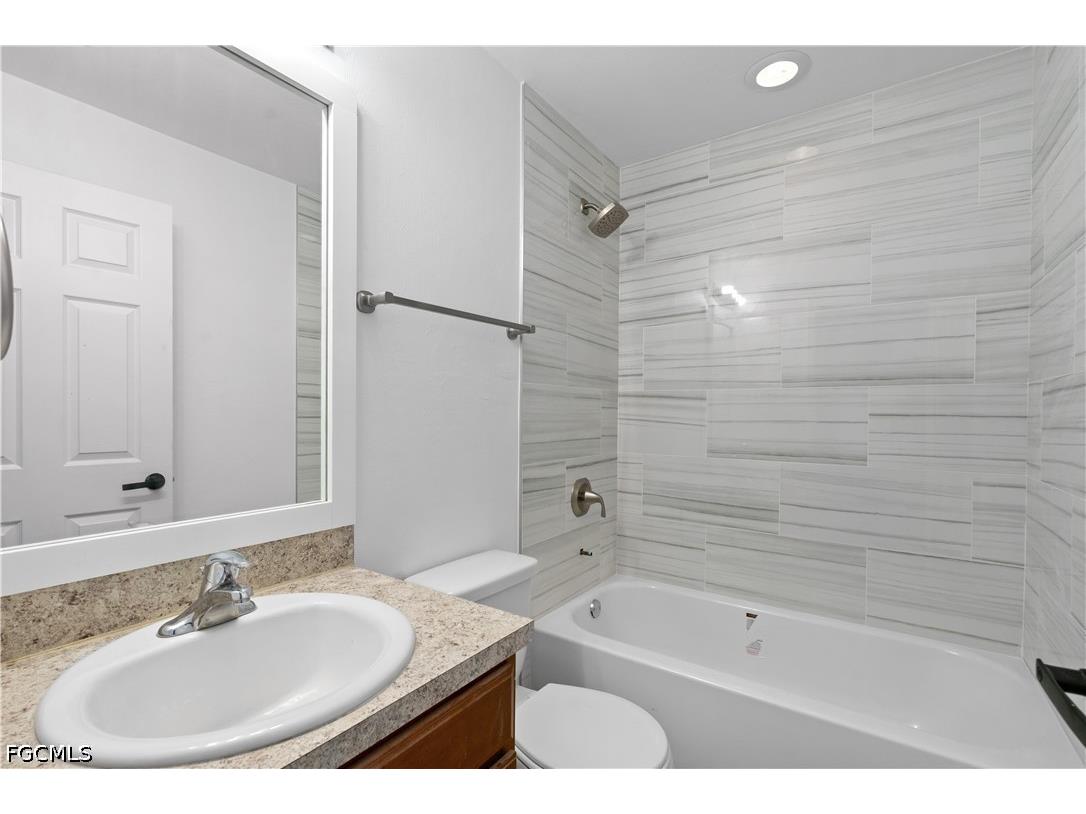 336 NE 30th Terrace Cape Coral FL 33909 2026024142 image10