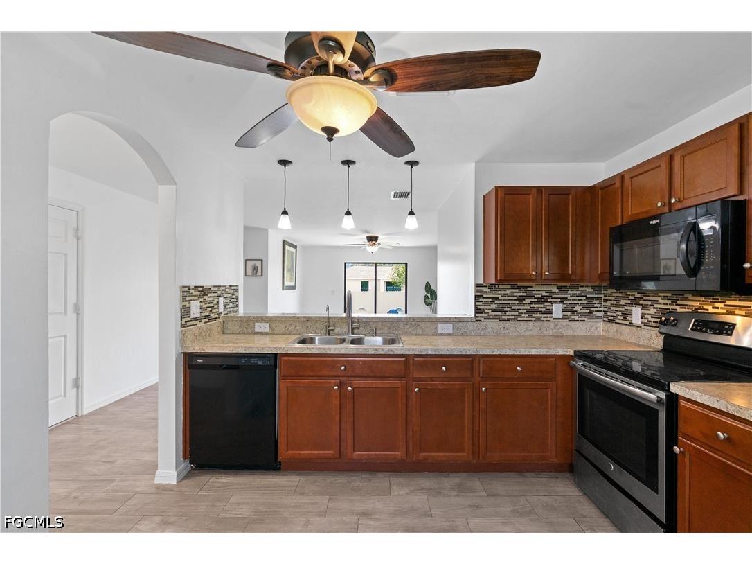 336 NE 30th Terrace Cape Coral FL 33909 2026024142 image4