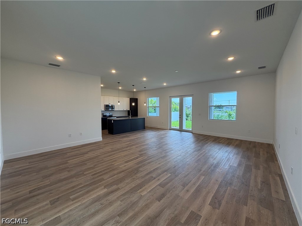 336 SW 31st Place Cape Coral FL 33991 2026029087 image3