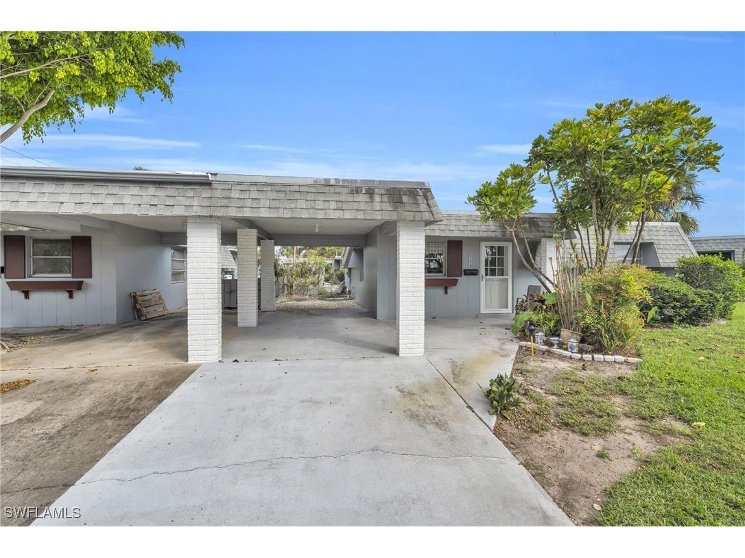 336 Suffolk Court Lehigh Acres FL 33936 224092659 image1