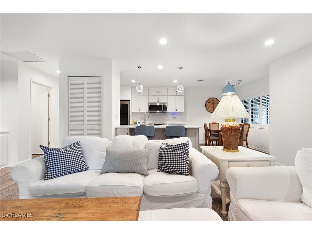3360 10th Street N #1210 Naples FL 34103 225057805 image3