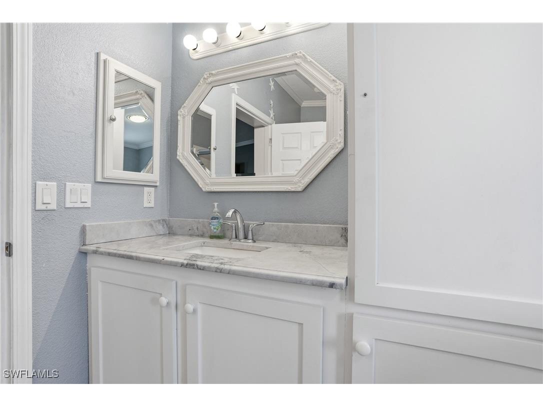 3361 2nd Avenue NE Naples FL 34120 226003075 image20