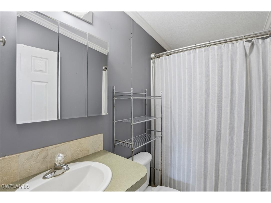 3361 2nd Avenue NE Naples FL 34120 226003075 image25