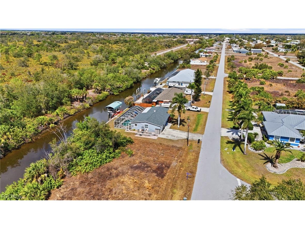 3363 Desoto Drive Punta Gorda FL 33983 2026010894 image5