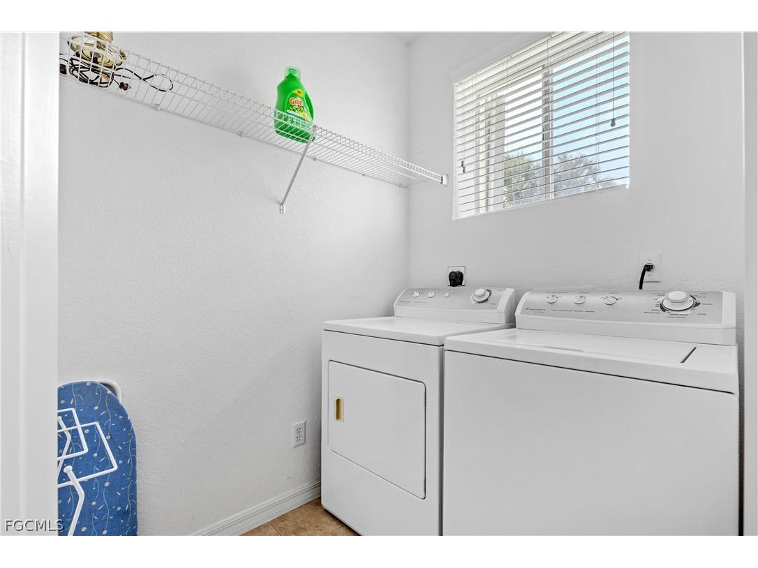 3364 Dandolo Circle Cape Coral FL 33909 2026012367 image25