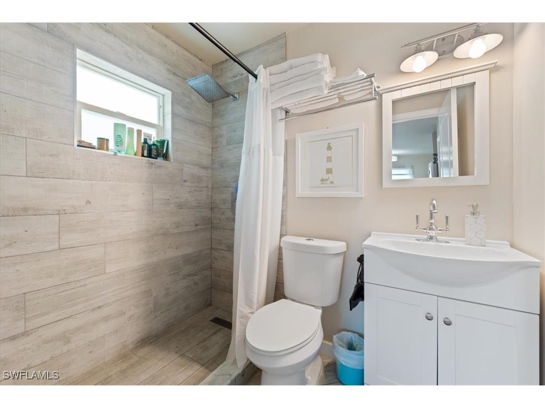 3365-3367 Estey Avenue Naples FL 34104 225067877 image10