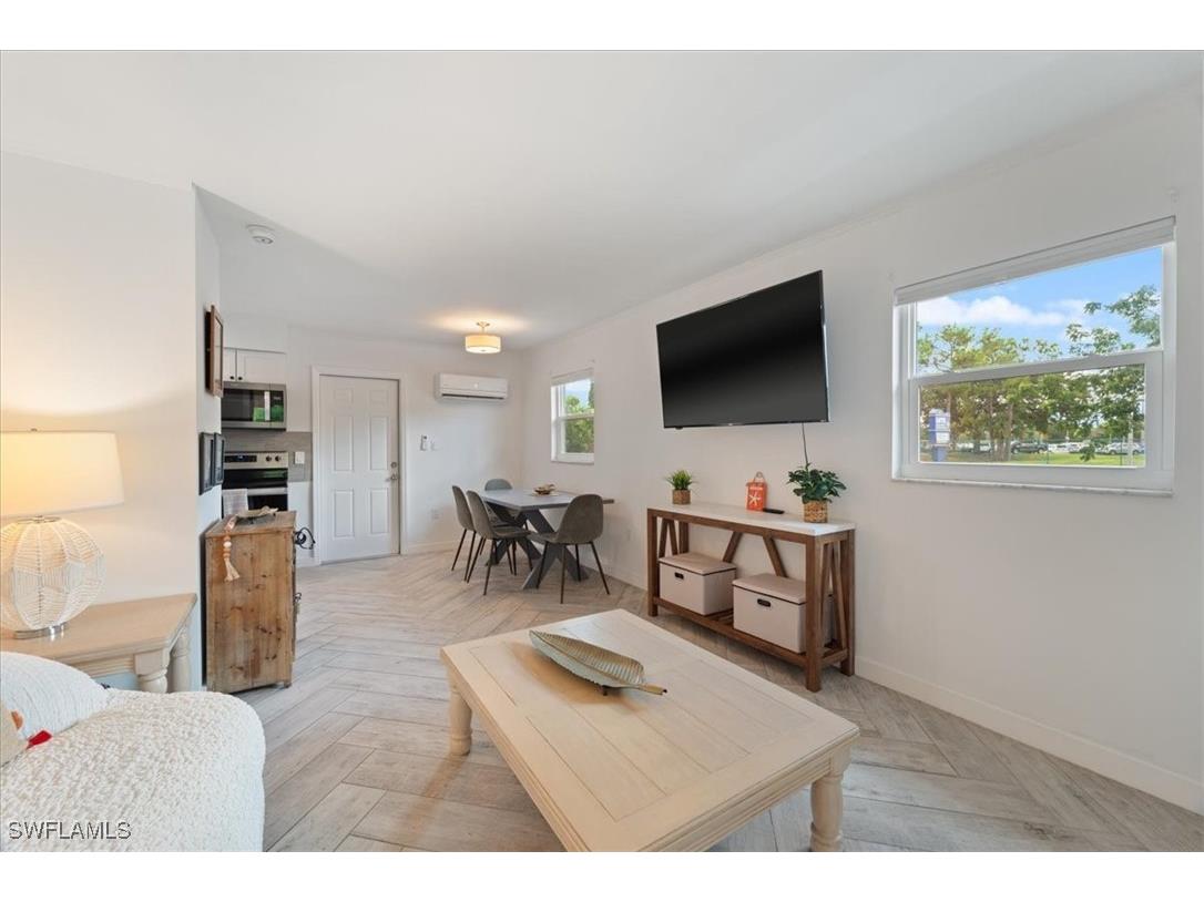 3365-3367 Estey Avenue Naples FL 34104 225067877 image16