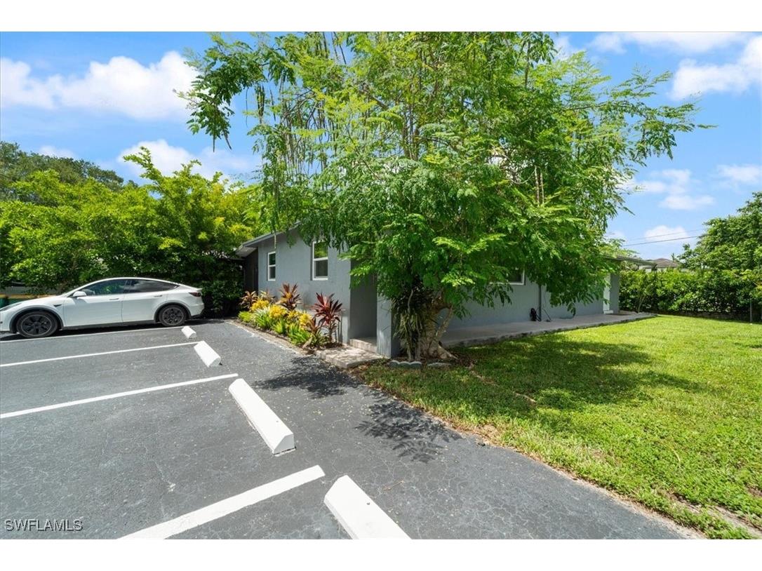 3365-3367 Estey Avenue Naples FL 34104 225067877 image28