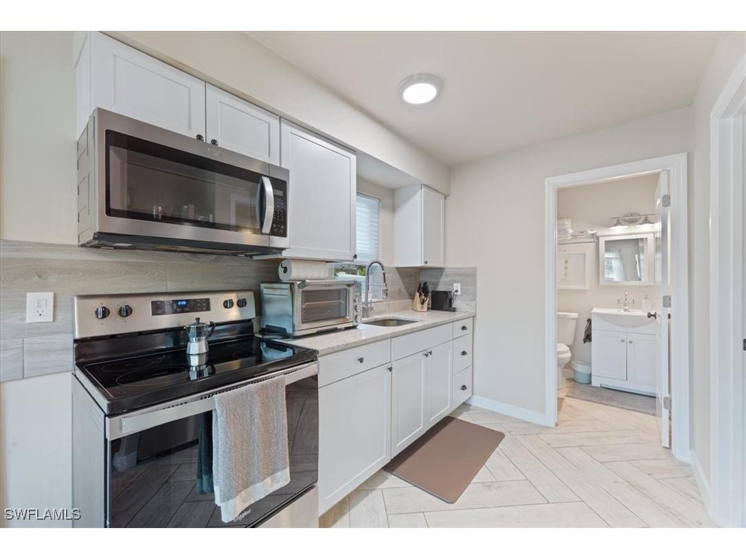 3365-3367 Estey Avenue Naples FL 34104 225067877 image8