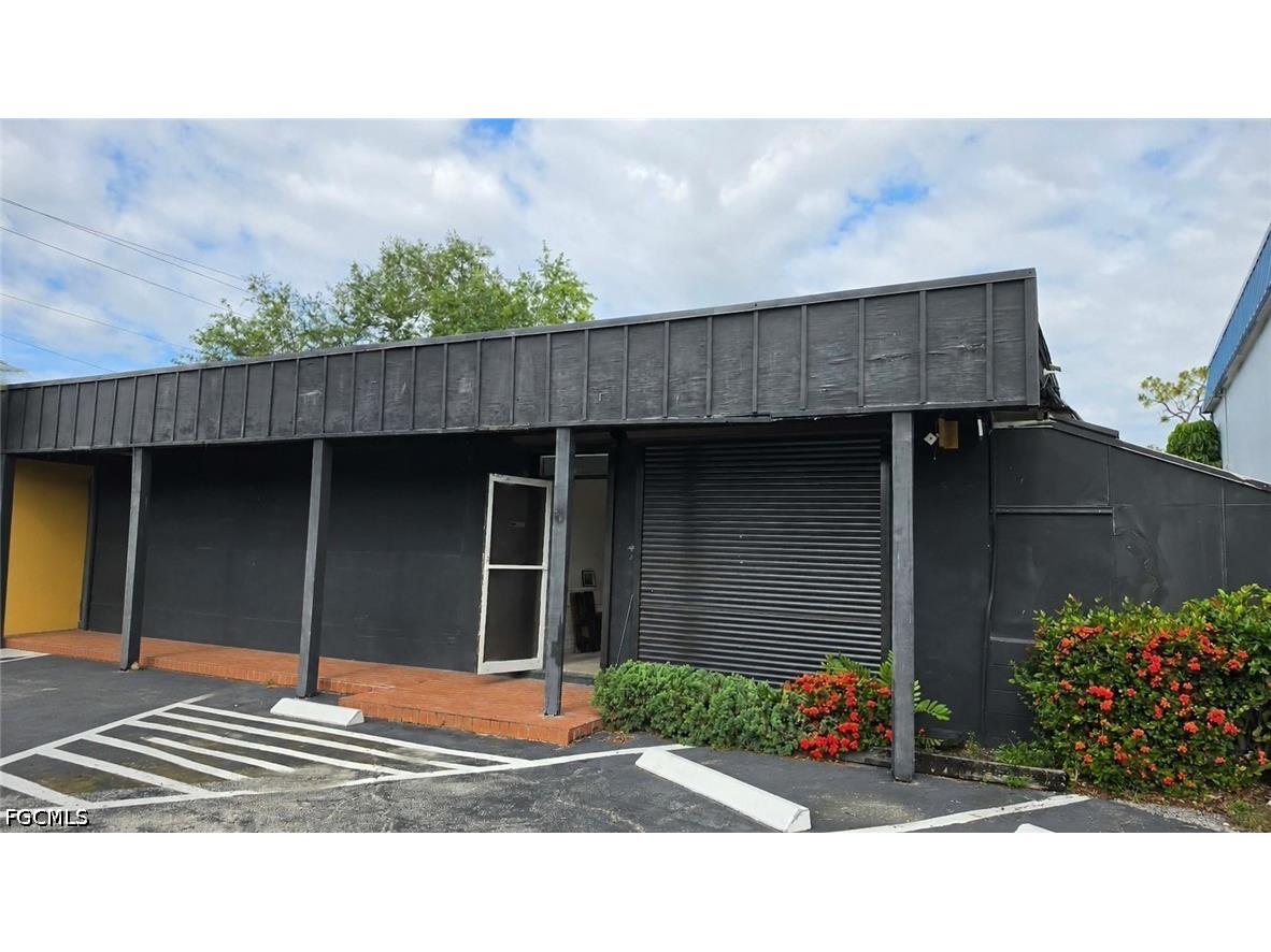 3366 Cleveland Avenue Fort Myers FL 33901 2026025223 image1